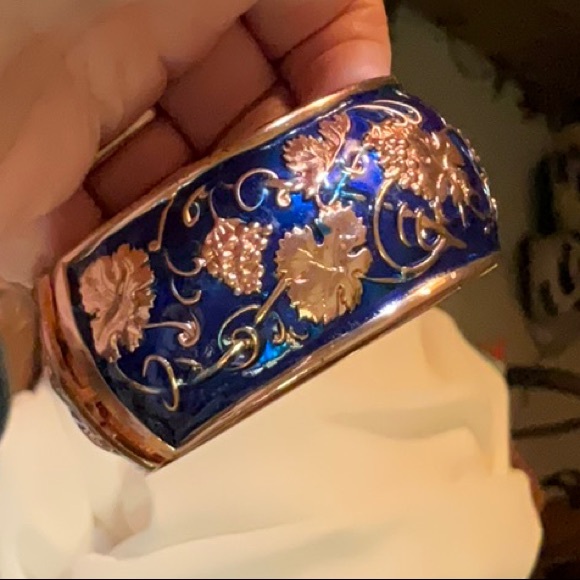 Signed Copper Tone and Blue Enamel Clamp Close Bracelet Grapes Motif - Picture 9 of 13